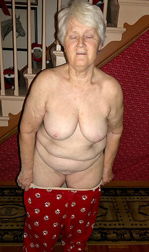 xxx pictures of naked hairy grandmas
