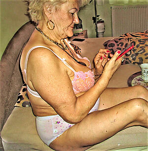 xxx pictures of granny in lingerie