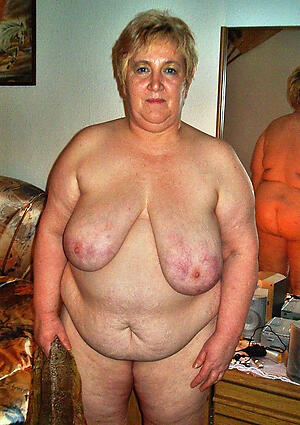 dazzling senior beamy naked women pics