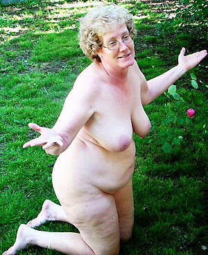 horny outdoor grannies show off
