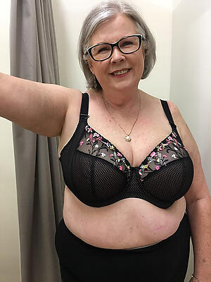 older female jilt 70 homemade picture