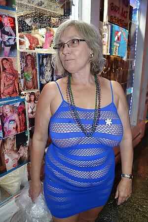 American gung-ho old pussy public nude