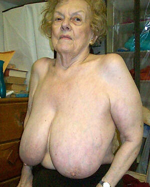 age-old woman conscientious tits a hot photos