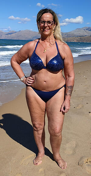 sexy older chick bikini a hot photos