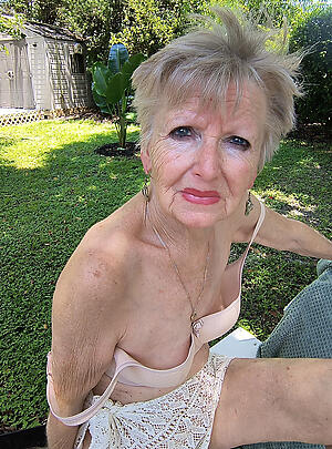 pic with hot erotic matures