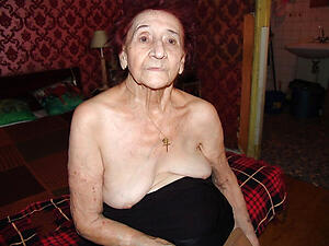 nude grannies over 70 pics