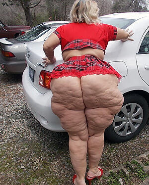 elder statesman women broad in the beam butt porn pics