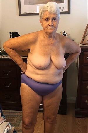 naked older amateurs models