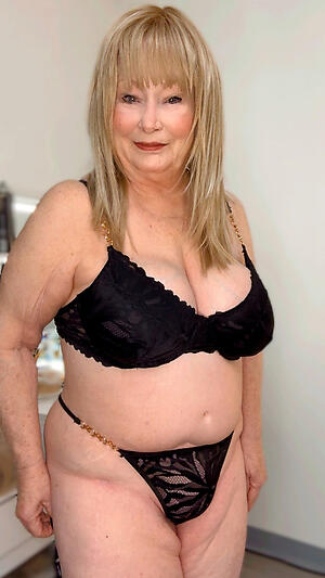 best granny tits poses bring to light